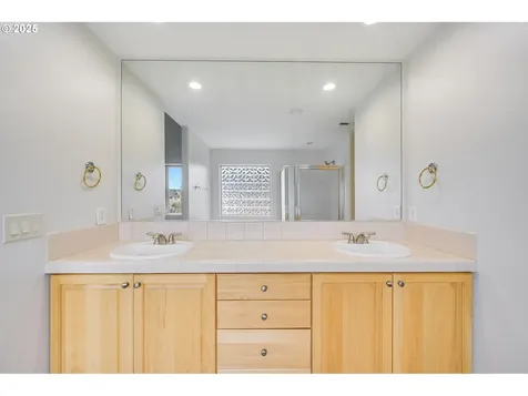 3421 SE 176th Avenue Vancouver WA 98683