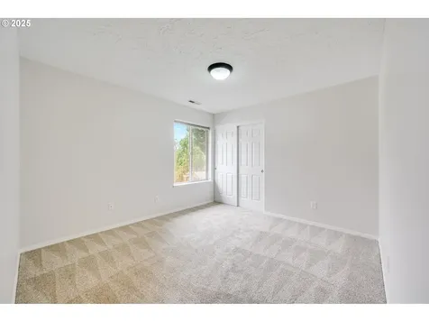 3421 SE 176th Avenue Vancouver WA 98683