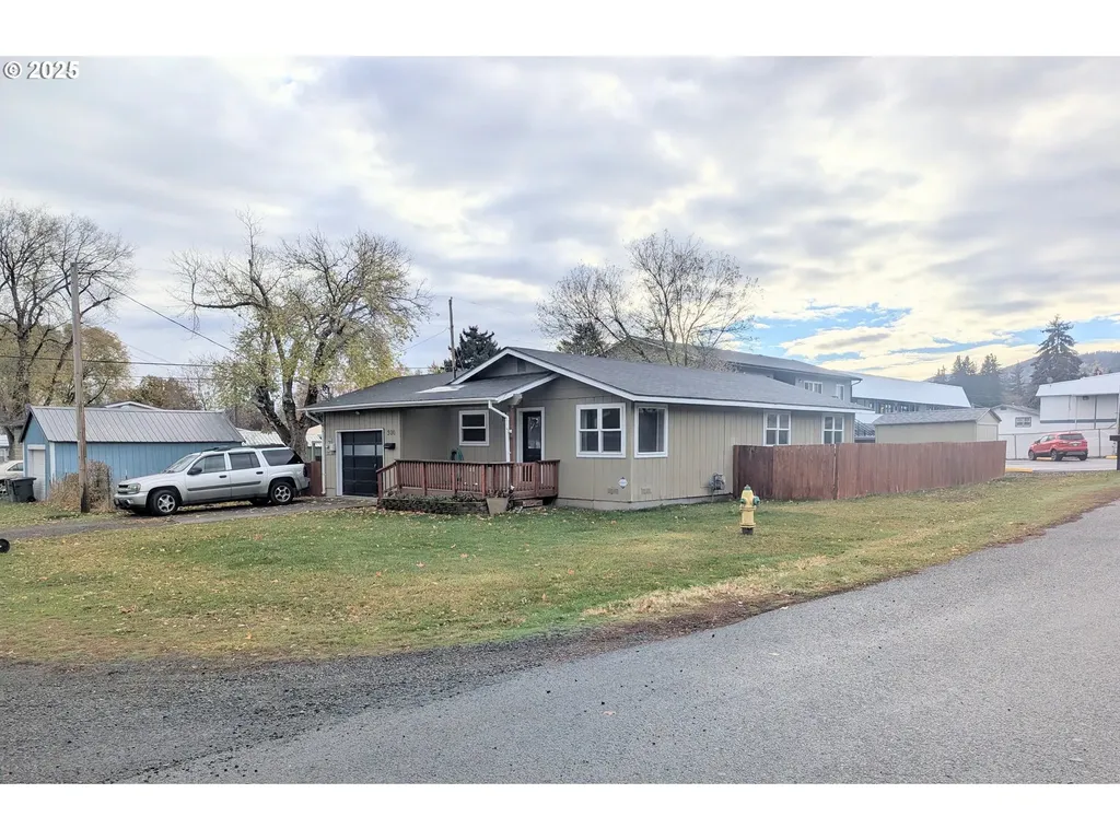 300 Grandy Avenue La Grande OR 97850