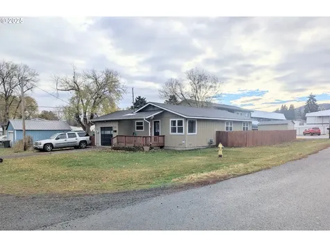 300 Grandy Avenue La Grande OR 97850