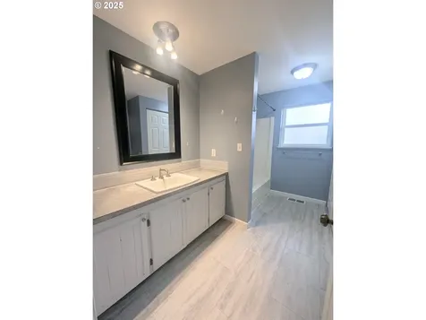 300 Grandy Avenue La Grande OR 97850