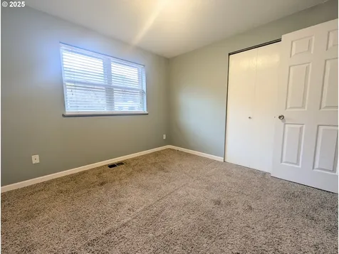 300 Grandy Avenue La Grande OR 97850