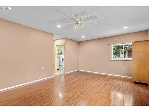 9505 NW 21st Avenue Vancouver WA 98665