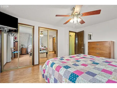 9505 NW 21st Avenue Vancouver WA 98665