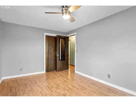 9505 NW 21st Avenue Vancouver WA 98665