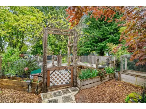 9505 NW 21st Avenue Vancouver WA 98665