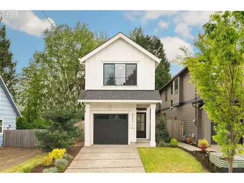 8454 N Seward Avenue Portland OR 97217