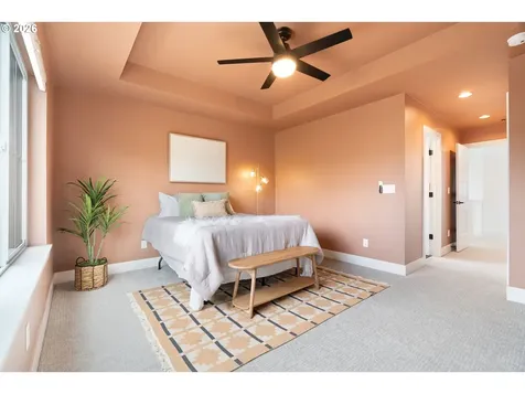 8454 N Seward Avenue Portland OR 97217