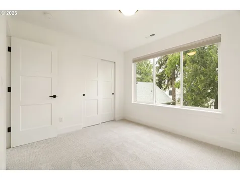 8454 N Seward Avenue Portland OR 97217