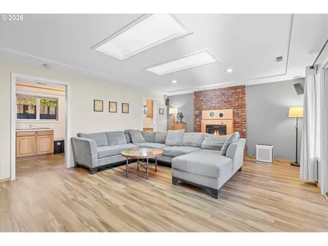 12653 NE Hassalo Street Portland OR 97230