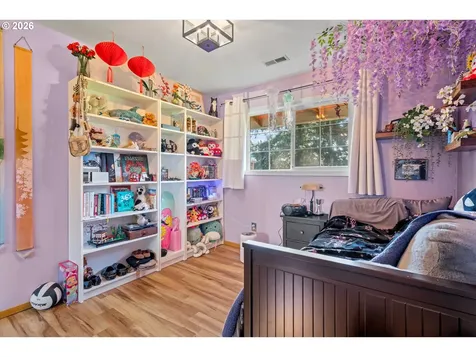 12653 NE Hassalo Street Portland OR 97230