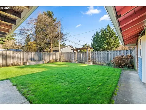 12653 NE Hassalo Street Portland OR 97230
