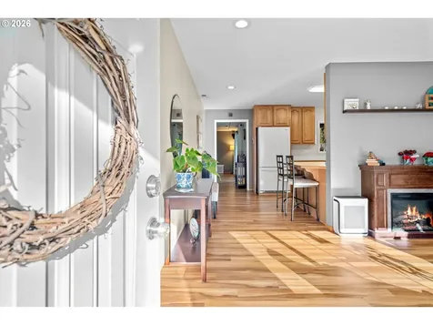 12653 NE Hassalo Street Portland OR 97230