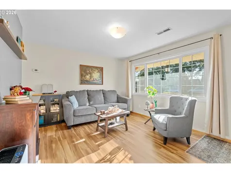 12653 NE Hassalo Street Portland OR 97230