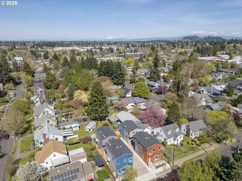 5355 SE Stark Street SE Portland OR 97215
