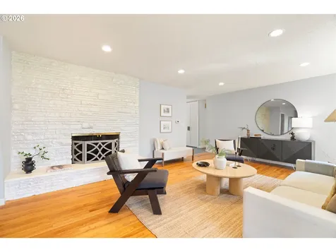 2370 SW Timberline Drive Portland OR 97225