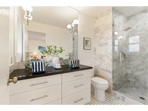 2370 SW Timberline Drive Portland OR 97225