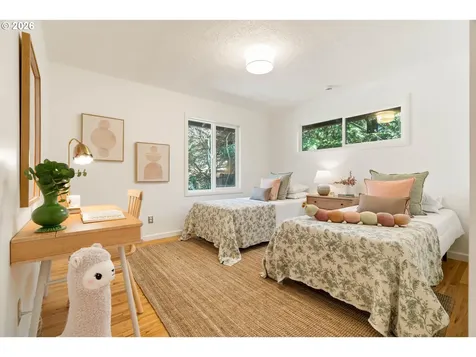 2370 SW Timberline Drive Portland OR 97225
