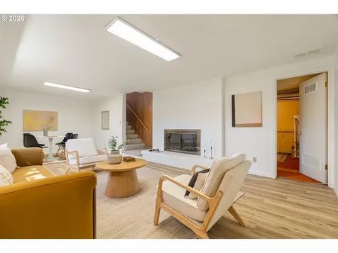 2370 SW Timberline Drive Portland OR 97225