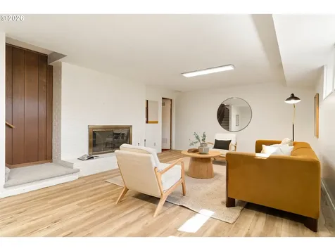 2370 SW Timberline Drive Portland OR 97225