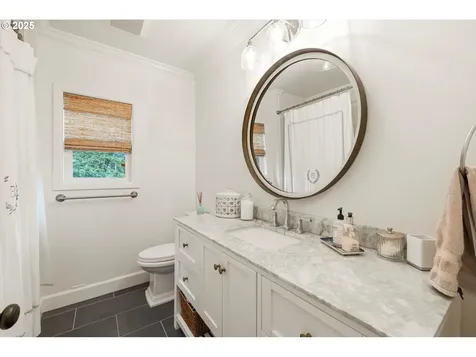 1667 Lake Front Road Lake Oswego OR 97034