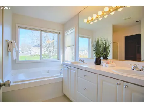 14709 NW Yellowberry Way Portland OR 97229