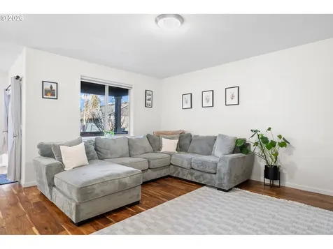 4116 N 3rd Circle Ridgefield WA 98642
