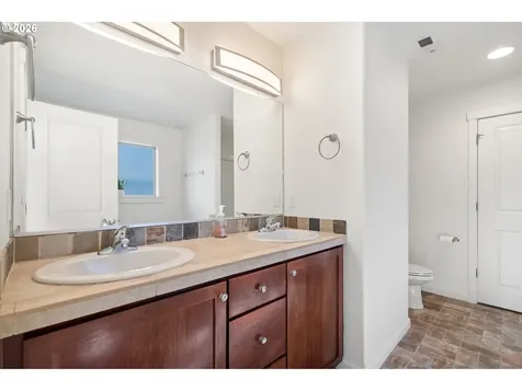 4116 N 3rd Circle Ridgefield WA 98642