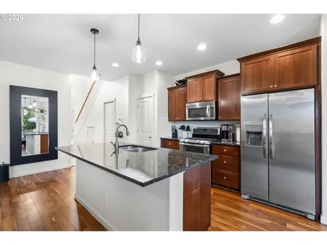 4116 N 3rd Circle Ridgefield WA 98642