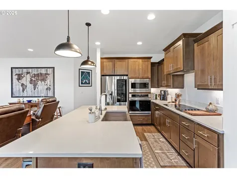 899 NE Trillium Drive Estacada OR 97023
