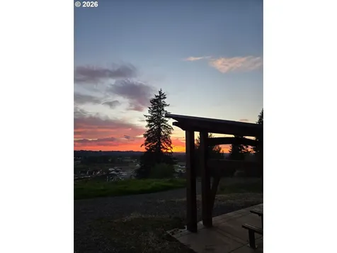 899 NE Trillium Drive Estacada OR 97023