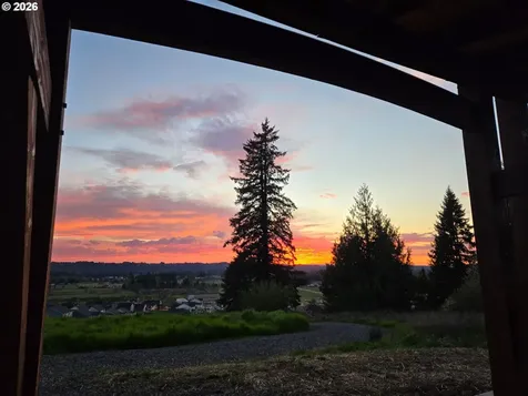 899 NE Trillium Drive Estacada OR 97023