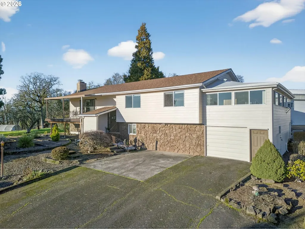 10685 Oak Drive SE Salem OR 97306