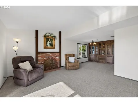 10685 Oak Drive SE Salem OR 97306