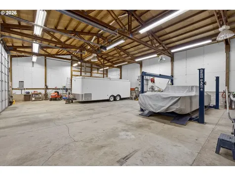 10685 Oak Drive SE Salem OR 97306