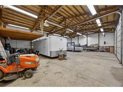 10685 Oak Drive SE Salem OR 97306
