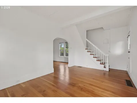 4857 NE 11th Avenue Portland OR 97211