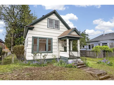 4857 NE 11th Avenue Portland OR 97211