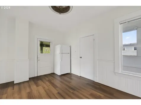4857 NE 11th Avenue Portland OR 97211