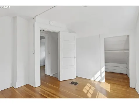 4857 NE 11th Avenue Portland OR 97211
