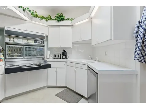 12000 SW 116th Avenue Tigard OR 97223