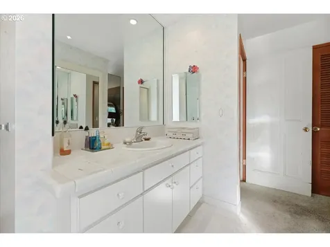 12000 SW 116th Avenue Tigard OR 97223