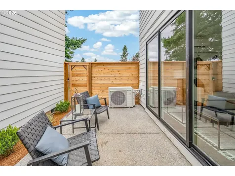 6471 SE Ramona Street Portland OR 97206