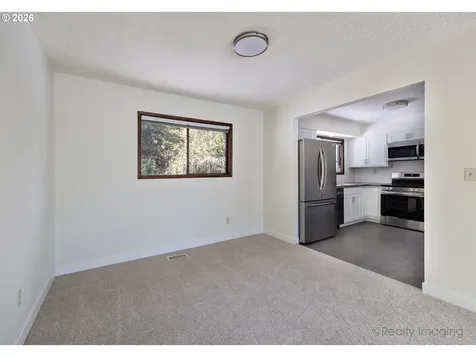 6902 SW 2nd Avenue Portland OR 97219
