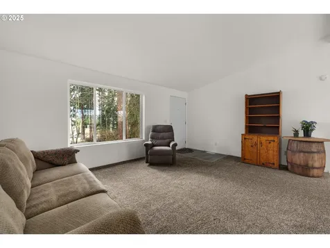 92976 Knappa Dock Road Astoria OR 97103