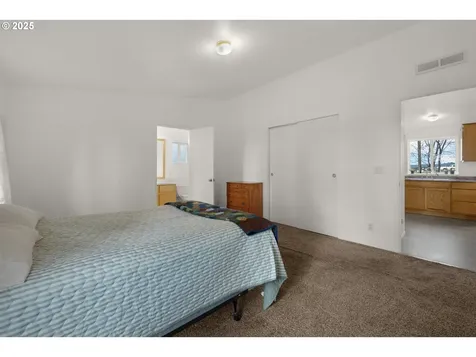 92976 Knappa Dock Road Astoria OR 97103