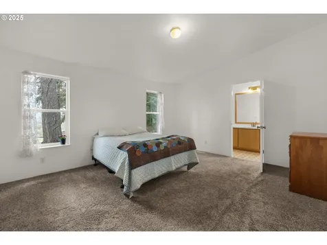 92976 Knappa Dock Road Astoria OR 97103