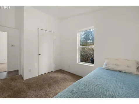 92976 Knappa Dock Road Astoria OR 97103