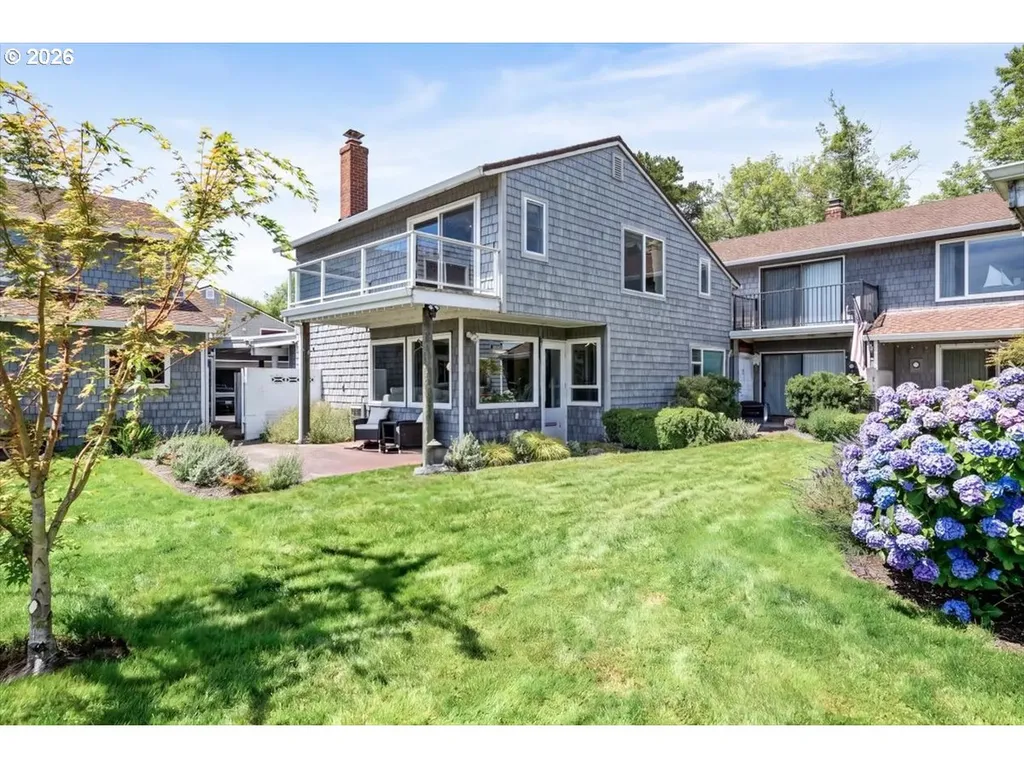 520 N Hayden Bay Drive Portland OR 97217