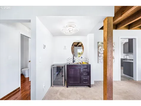 520 N Hayden Bay Drive Portland OR 97217